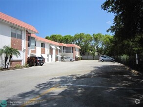 Building Photo - 3550 NW 8th Ave