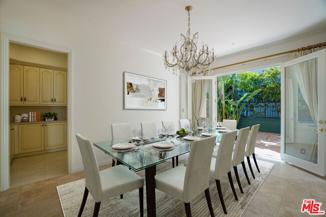 Building Photo - 16800 Calle Montecito