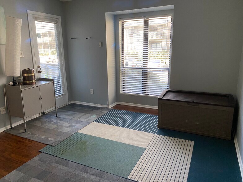 Guest Bedroom - 701 Tuxworth Cir