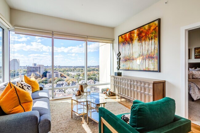 Building Photo - Galleria Oasis | 1 Month Free!