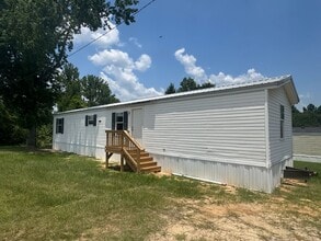 Building Photo - 5148 Hudson Dr
