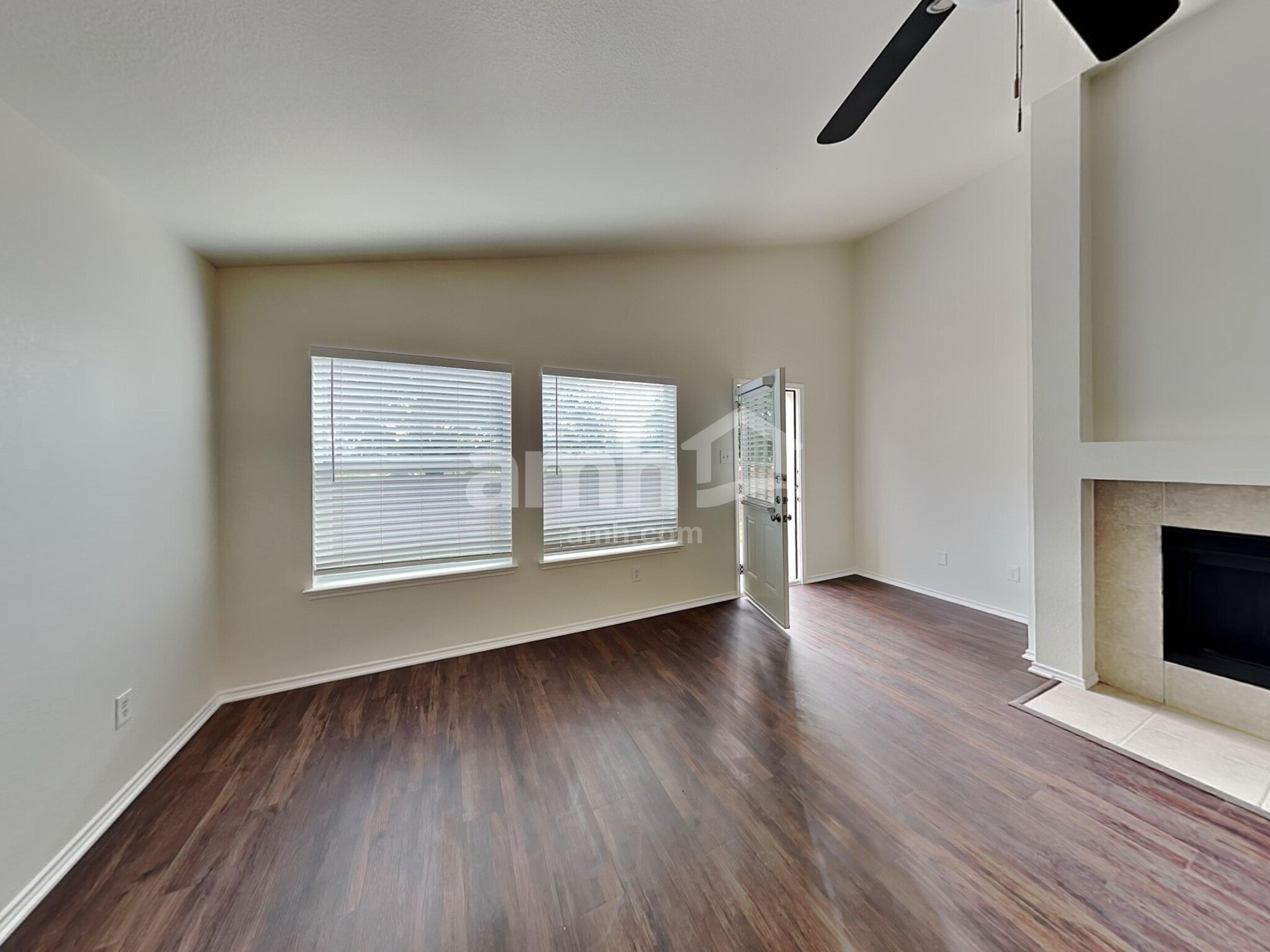 Building Photo - 8321 Brigalow St