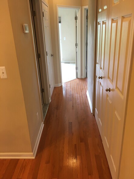 Building Photo - 25587 Portico Ln
