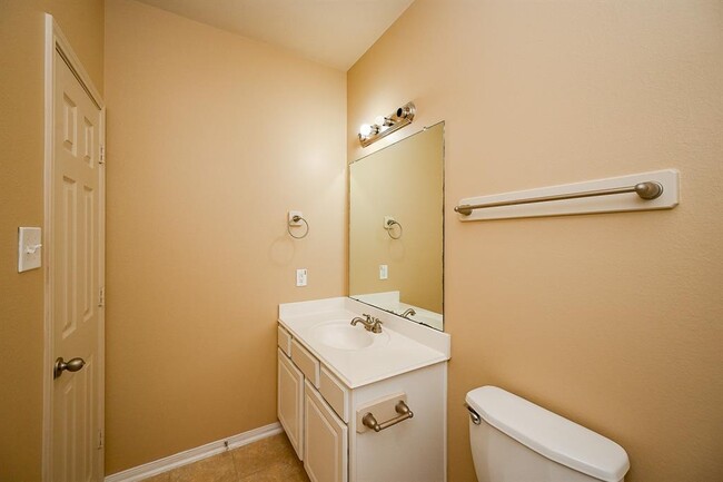 Building Photo - 7818 Iris Glen Ln