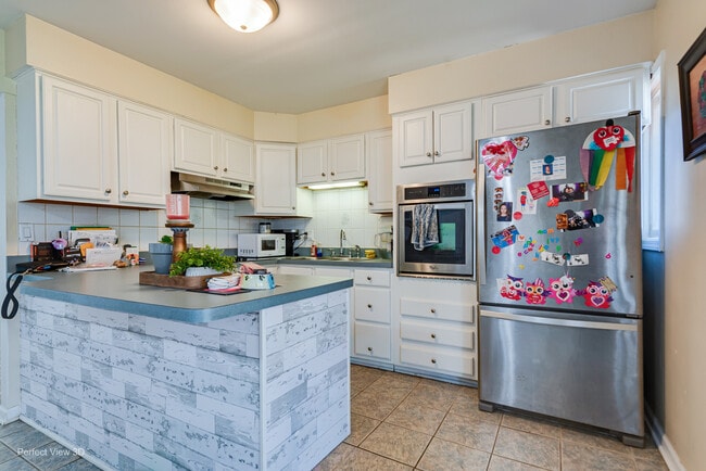 Building Photo - 11248 193rd St