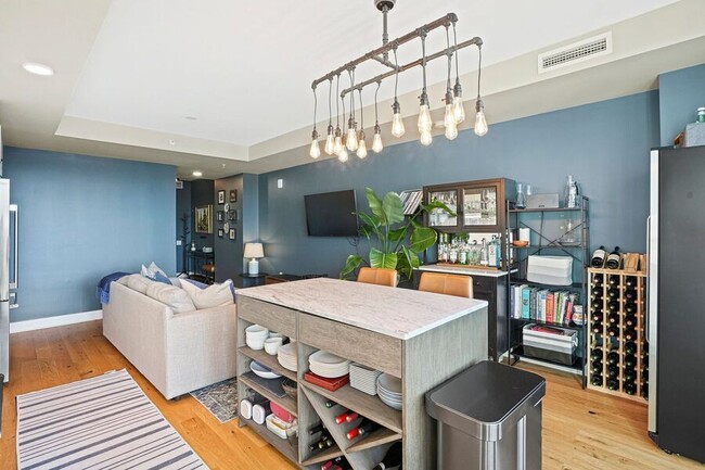 Building Photo - Nice Nest in Navy Yard| - Pet friendly and...