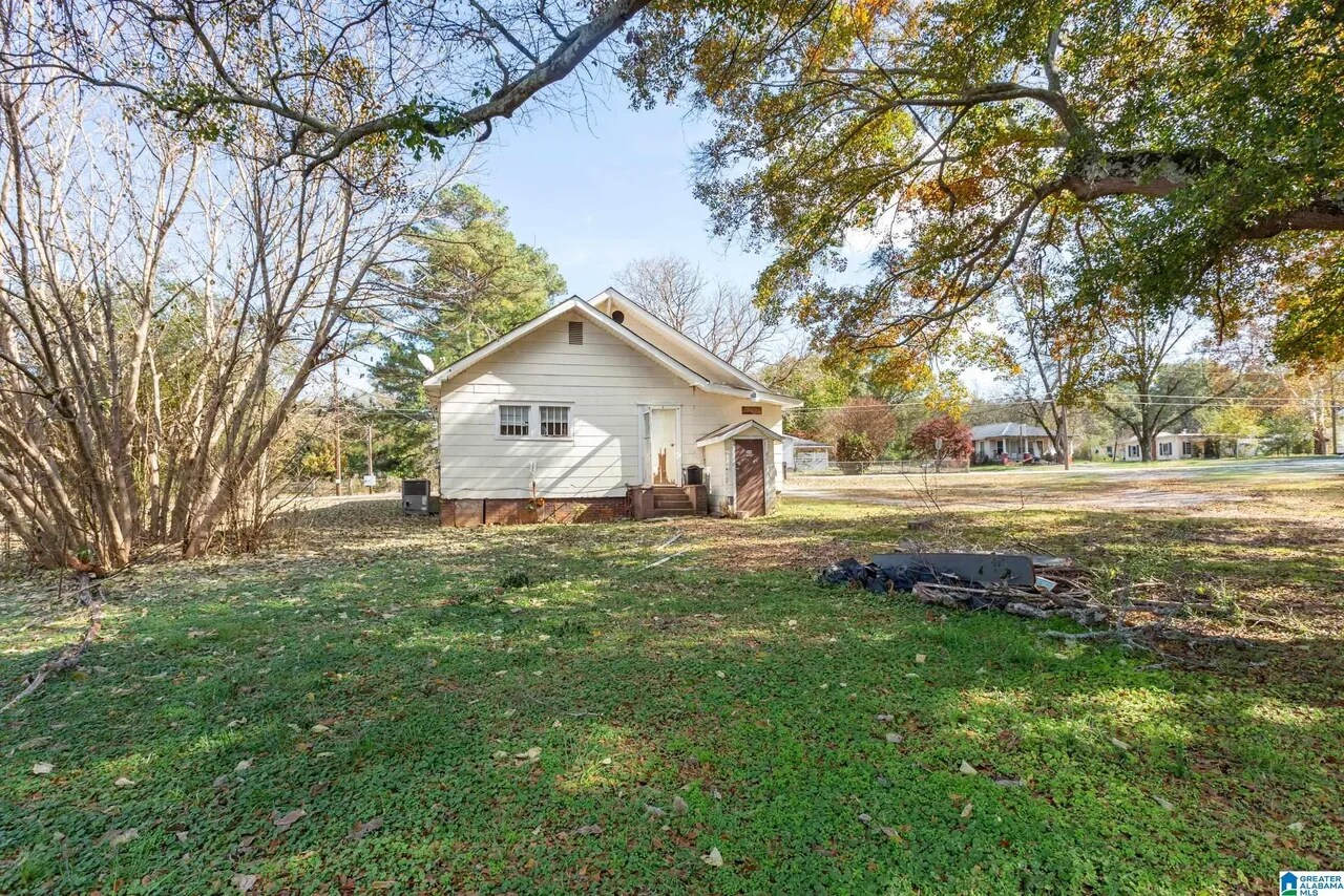 Building Photo - 164 Virginia Ave N