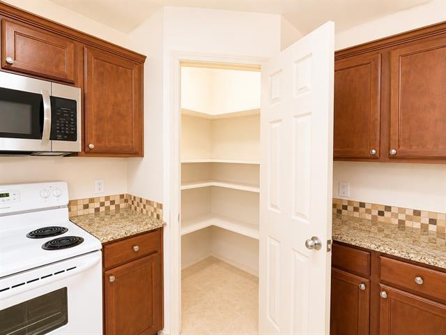 Building Photo - 907 Parkplace Ridge