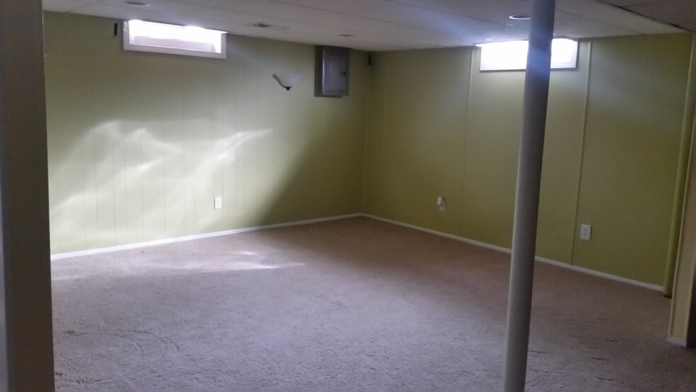 Building Photo - 29808 Bradner Dr