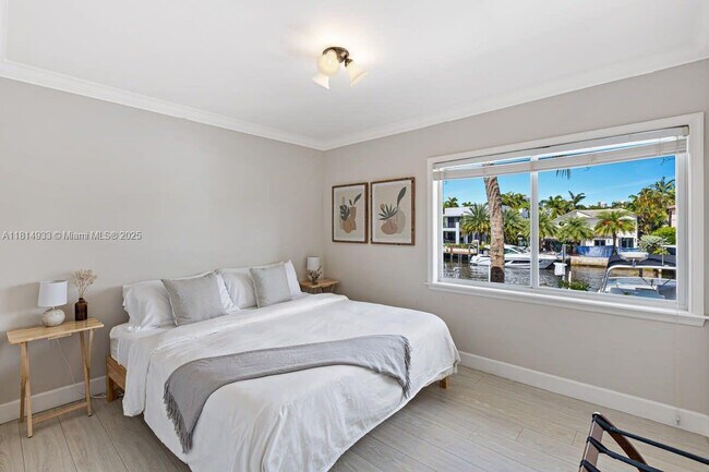 Building Photo - 65 Hendricks Isle