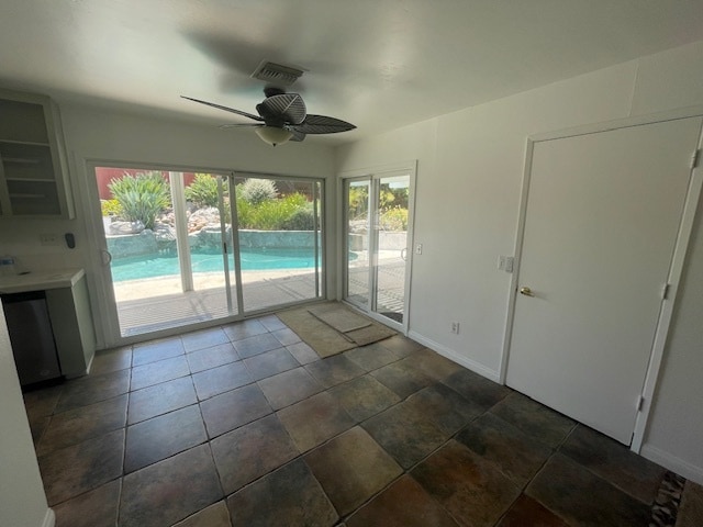 Building Photo - 8852 Carmir Dr