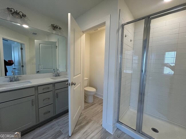 Building Photo - 7741 Squire Ct