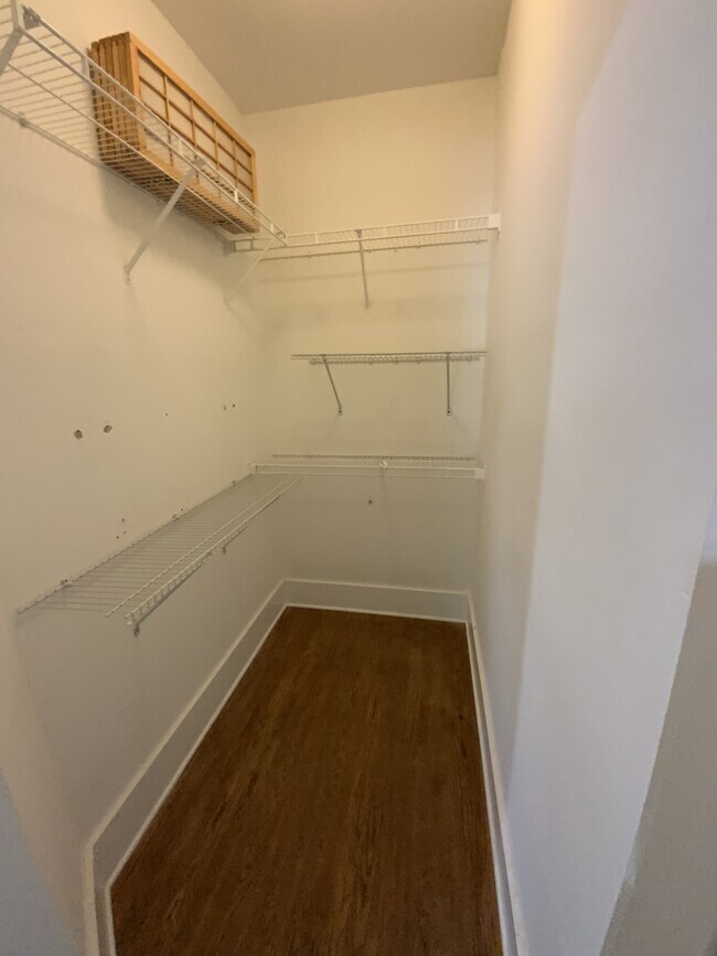 Building Photo - 1641 Carriage Ridge Dr