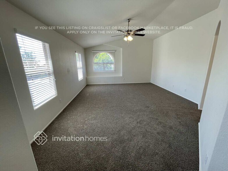 Building Photo - 2226 W Dale Ln