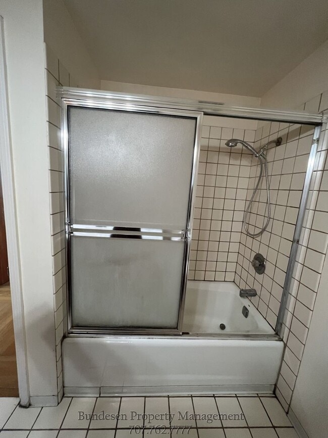 Building Photo - 6-Month Lease – Charming West Petaluma Accessory Unit