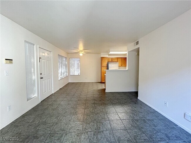 Building Photo - 3125 Casey Dr