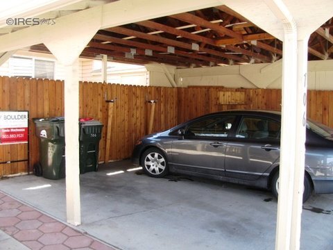 Building Photo - SUNNY 2 Bed, 2 Bath Townhome in Lafayette - Available July 5th