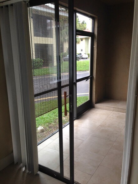 Building Photo - 2445 SW 18th Ter