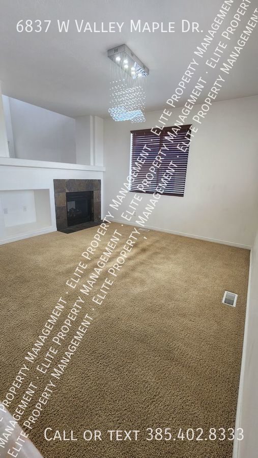 Building Photo - Great 3 bedroom home