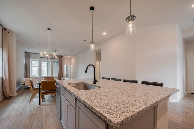 Building Photo - 16331 Verbena Glen Dr