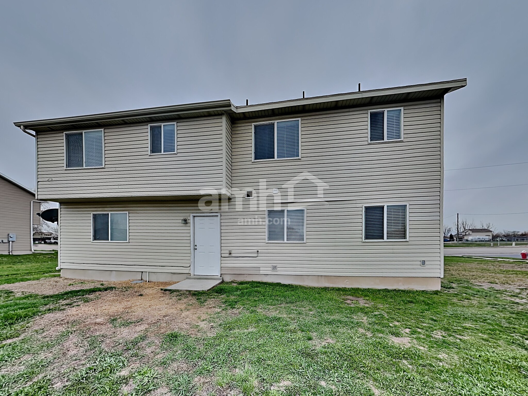 Building Photo - 5252 S 4300 W