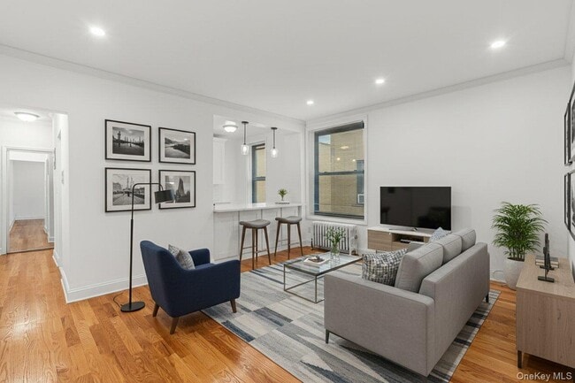 Building Photo - 83-64 Talbot St