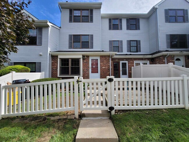 Building Photo - 3 Covington Ct