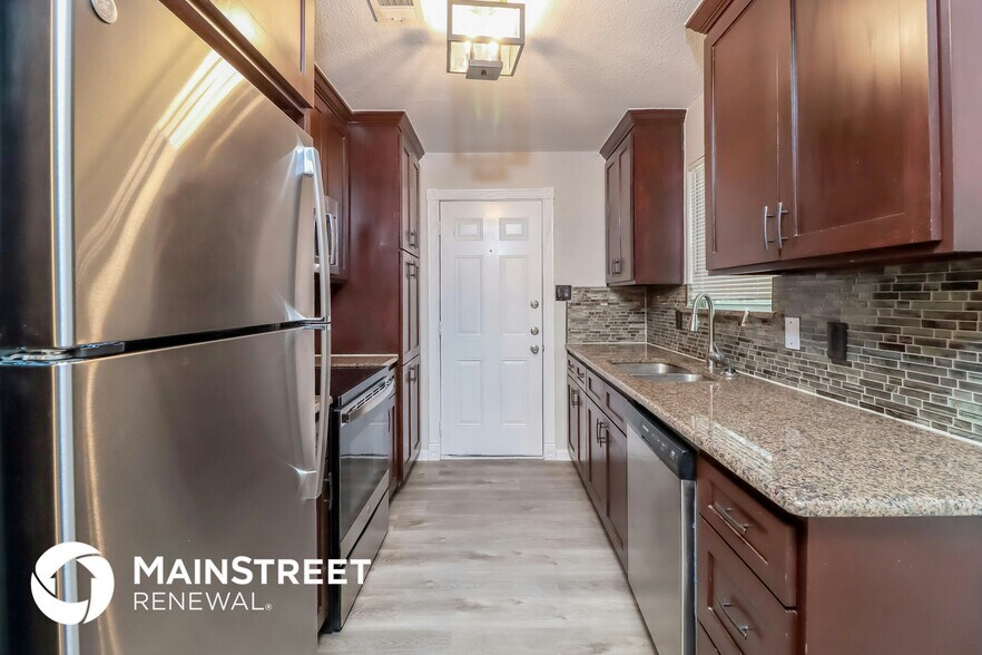 Building Photo - 4117 Hatcher St