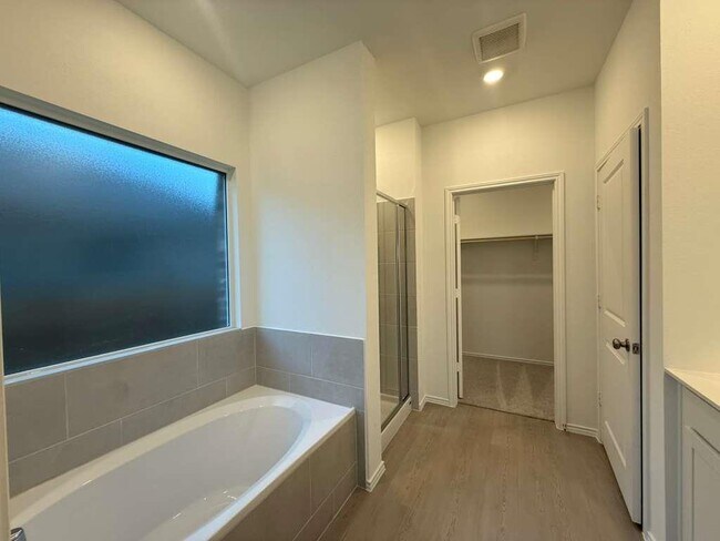 Building Photo - 18022 Lark Sparrow Dr