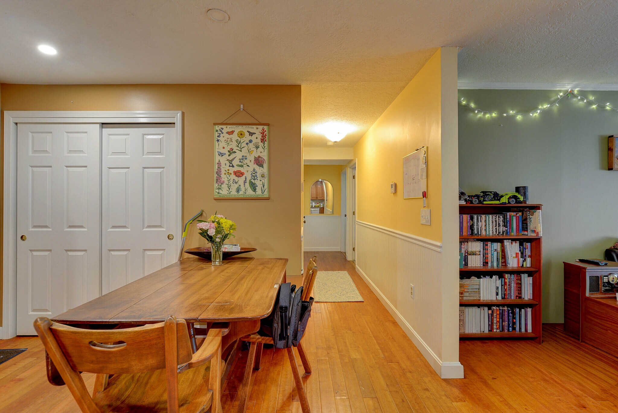 Building Photo - 19 Saco St