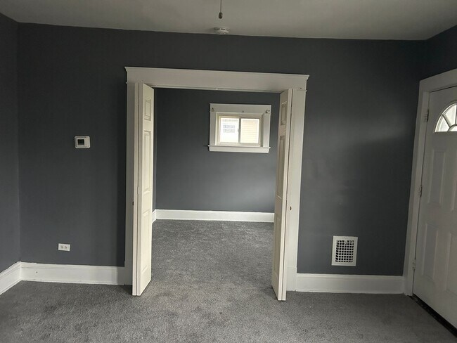 Building Photo - 12523 Forest Ave