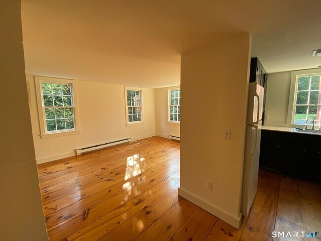 Building Photo - 95 Saybrook Rd