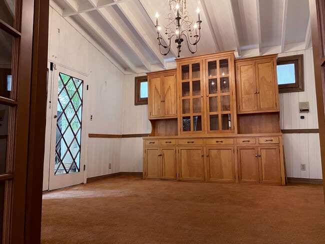 Building Photo - 3814 Dixie Canyon Ave