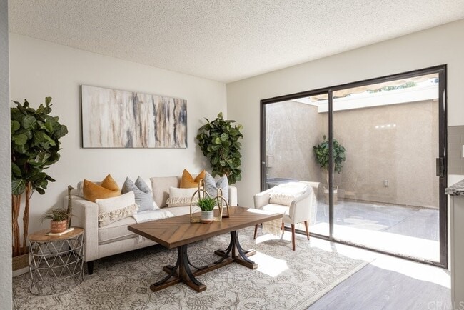 Building Photo - 2061 W Redlands Blvd