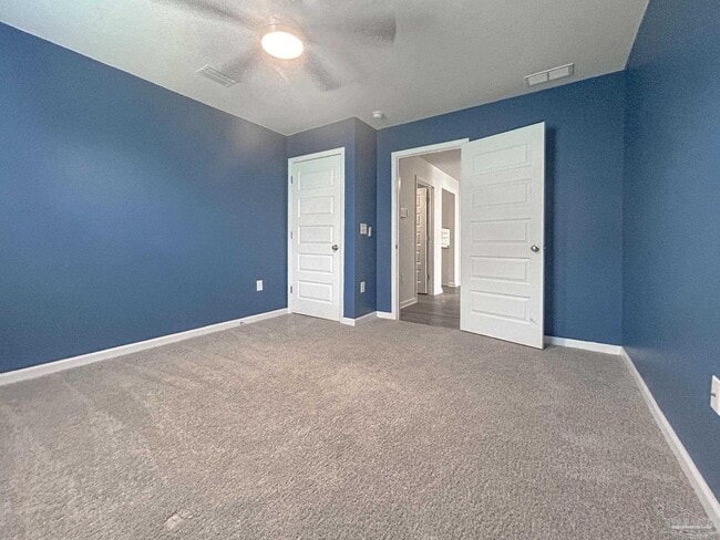 Building Photo - 4006 Whitetail Ln