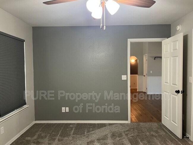 Building Photo - 112 Pecan Run