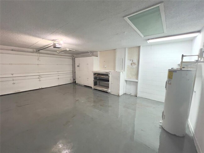 Building Photo - 7101 Harbor Heights Cir