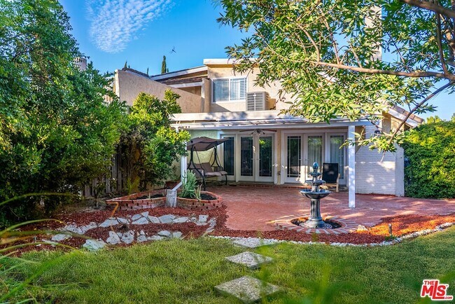 Building Photo - 27003 Rio Prado Dr