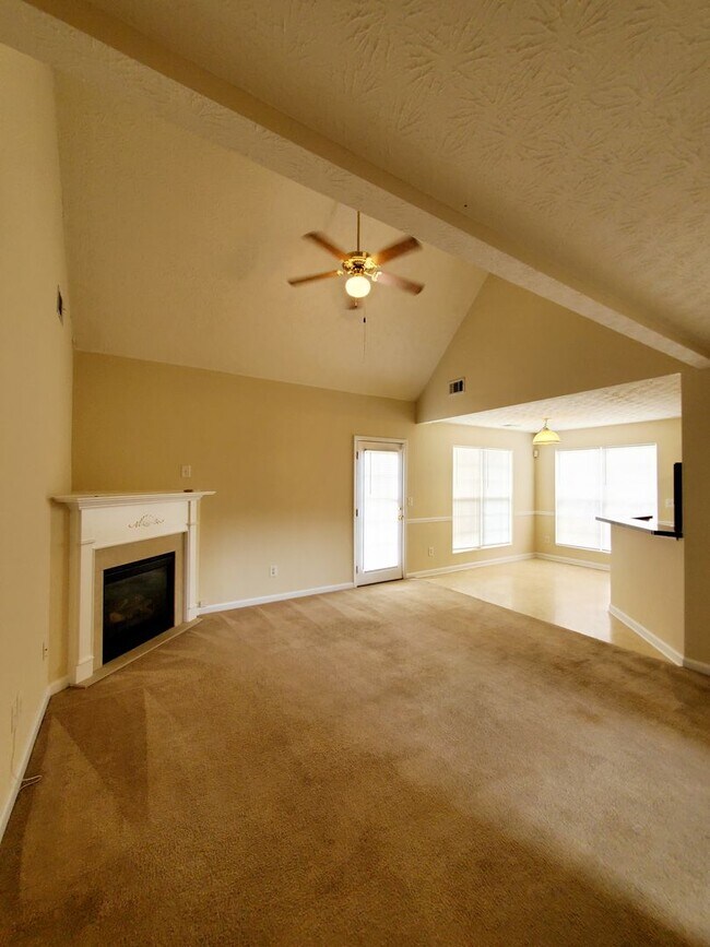Building Photo - Open House 9/26/2025 Friday @6:00until 6:30PM