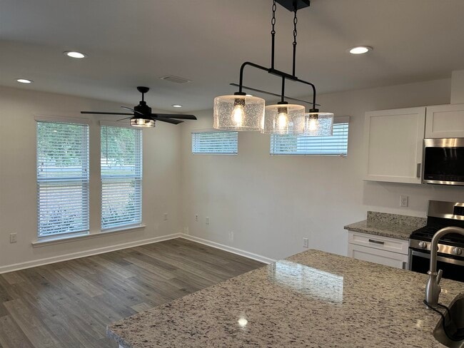 Building Photo - 2896 Blue Blossom Trail