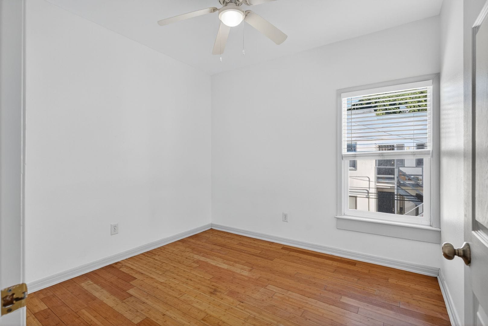 Building Photo - 1912 2nd St