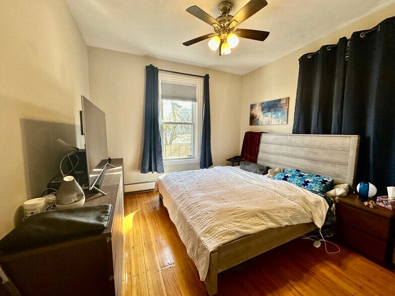 Building Photo - 6 Saint Paul St