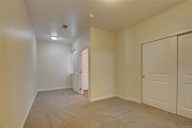 Building Photo - Park Hill 2 Bedroom 2 Bath Condo