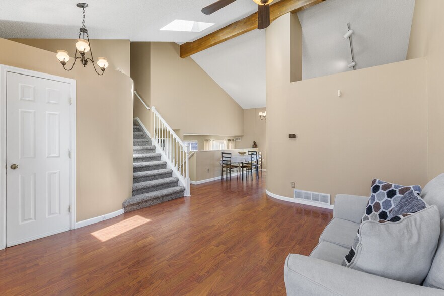 Building Photo - 4325 Horizonpoint Dr