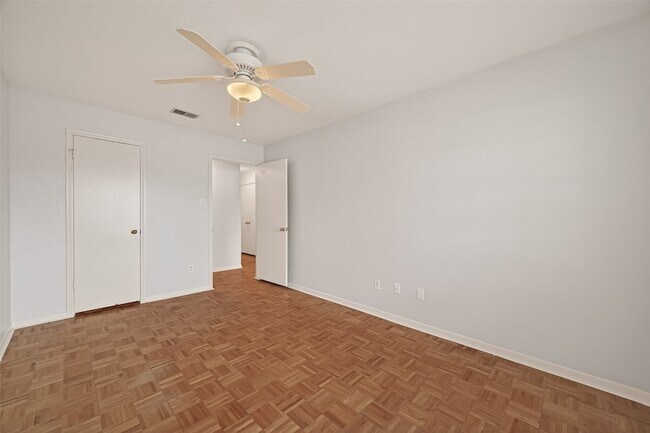 Building Photo - 6404 Burgoyne Dr.