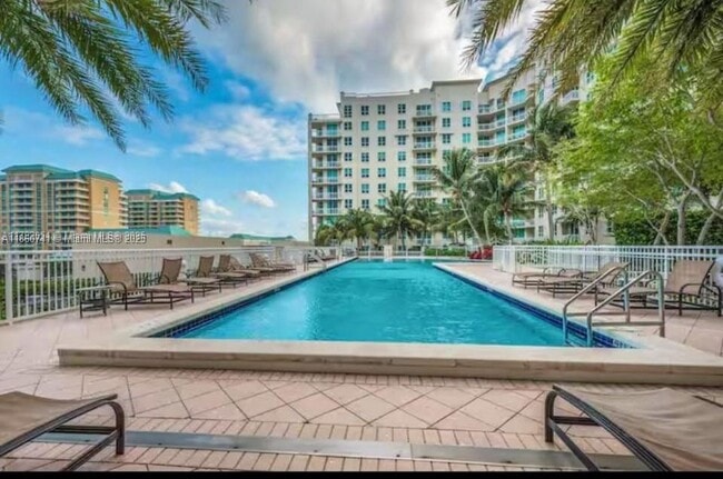 Building Photo - 450 N Federal Hwy