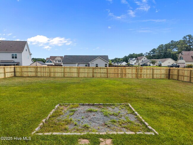 Building Photo - 100 Shallow Ct