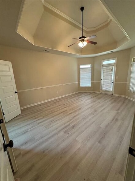 Building Photo - 852 Nevis Way