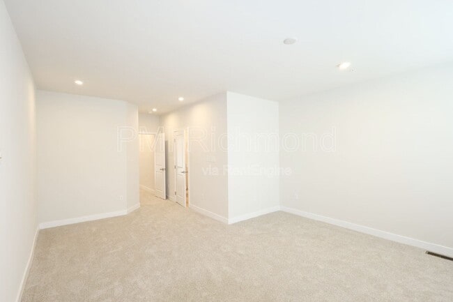 Building Photo - 2854 Calgary Ln