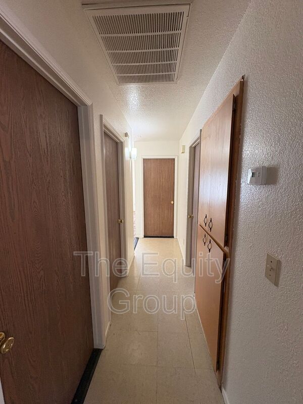 Building Photo - 1543 N Willis St